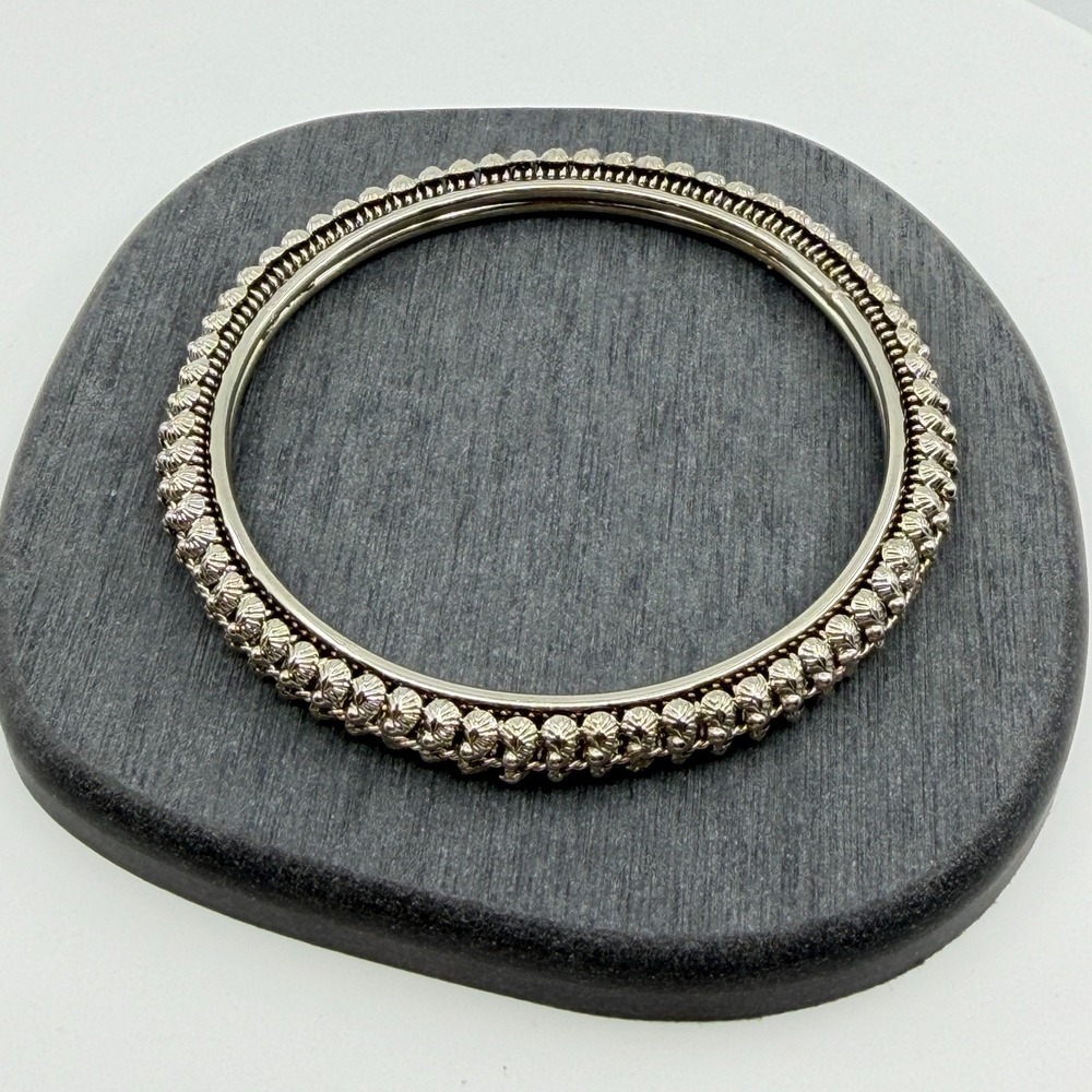 Silver Tone Textured Shell Link Stackable Bangle Bracelet Boho Minimalist Gift